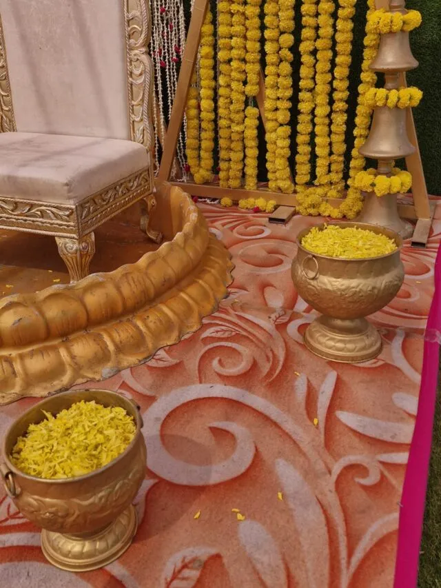 शादी मे हल्दी की डेकोरेशन